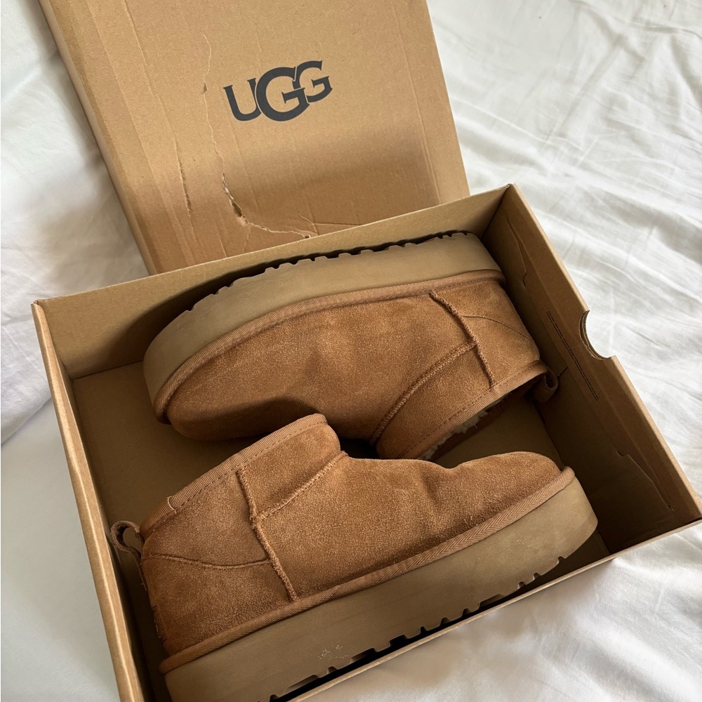 UGG Big Kids Classic Ultra Mini Platform Boots